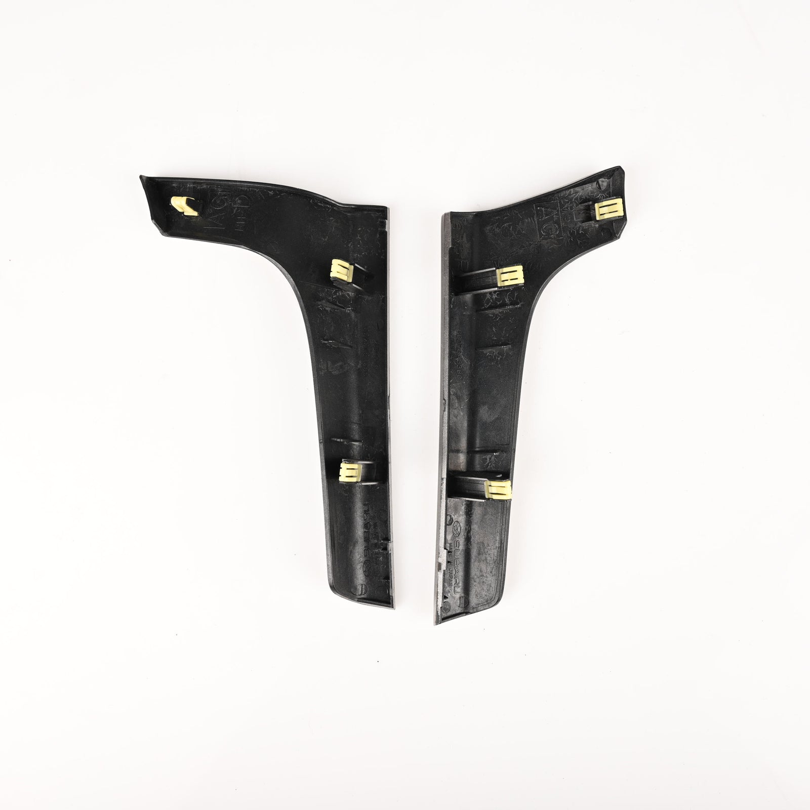 radio facia surround suit 03-09 Subaru Liberty