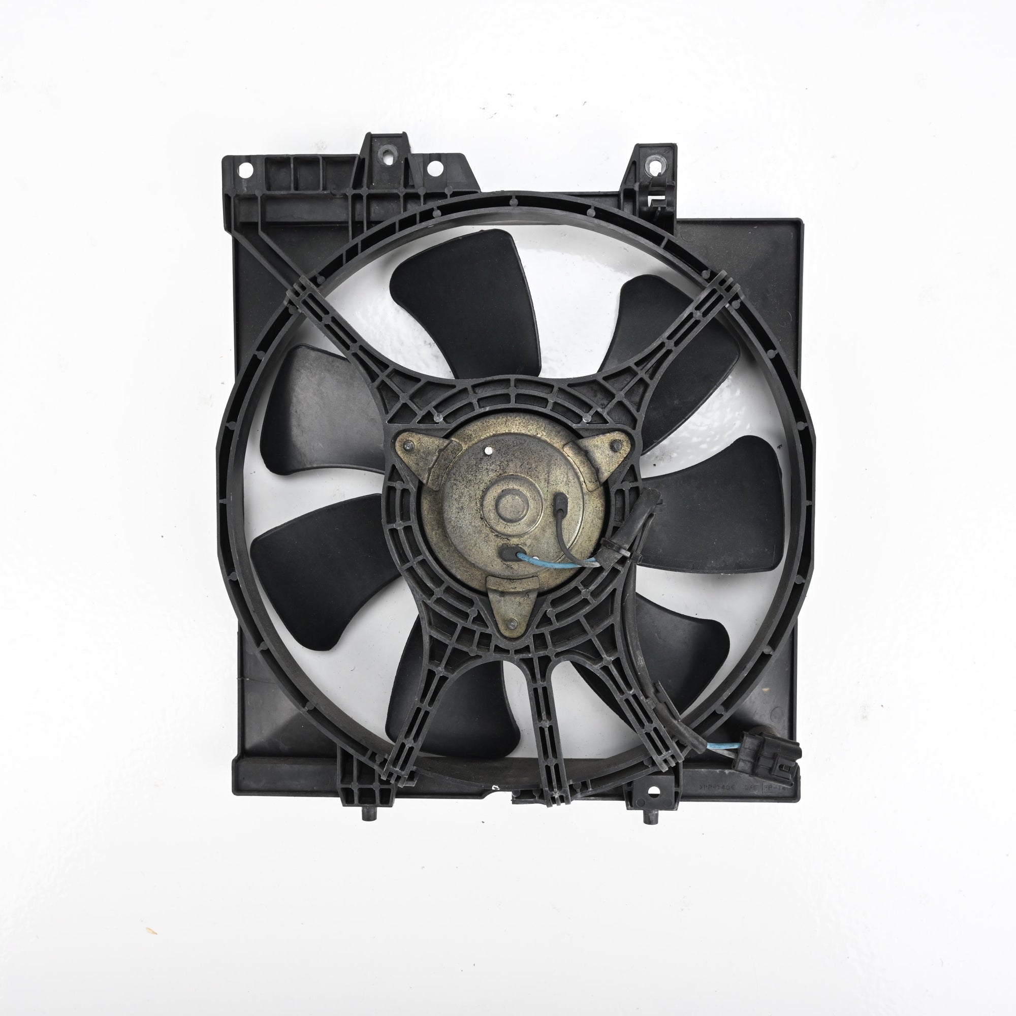 Right Engine Fan Suit 00 01 02 Subaru Forester GT