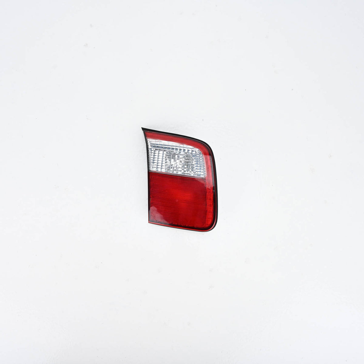 Left Tailgate Garnish Light 00 01 02 Subaru Forester GT