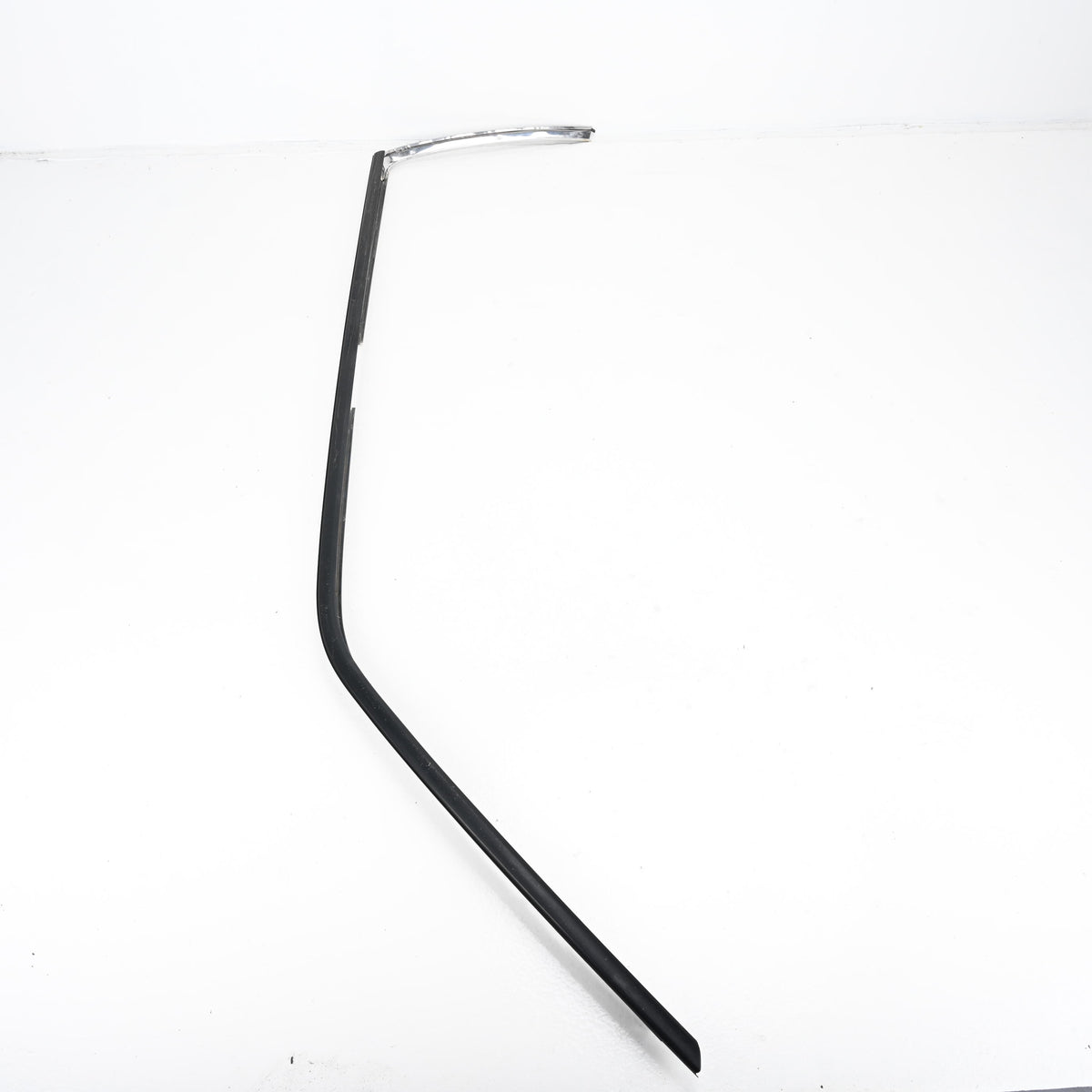 Left window surround mould  Suit 98 99 00 01 02 Subaru Forester GT